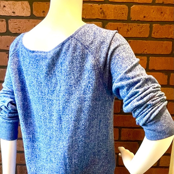 Official Disney Minnie Mouse Scoop Neck VERY RARE Employee / Film Crew Store - Picture 6 of 8